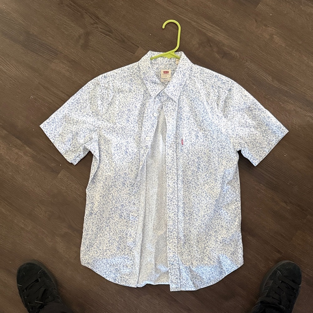 Levi's Men's Blue Patterned Short Sleeve Shirt